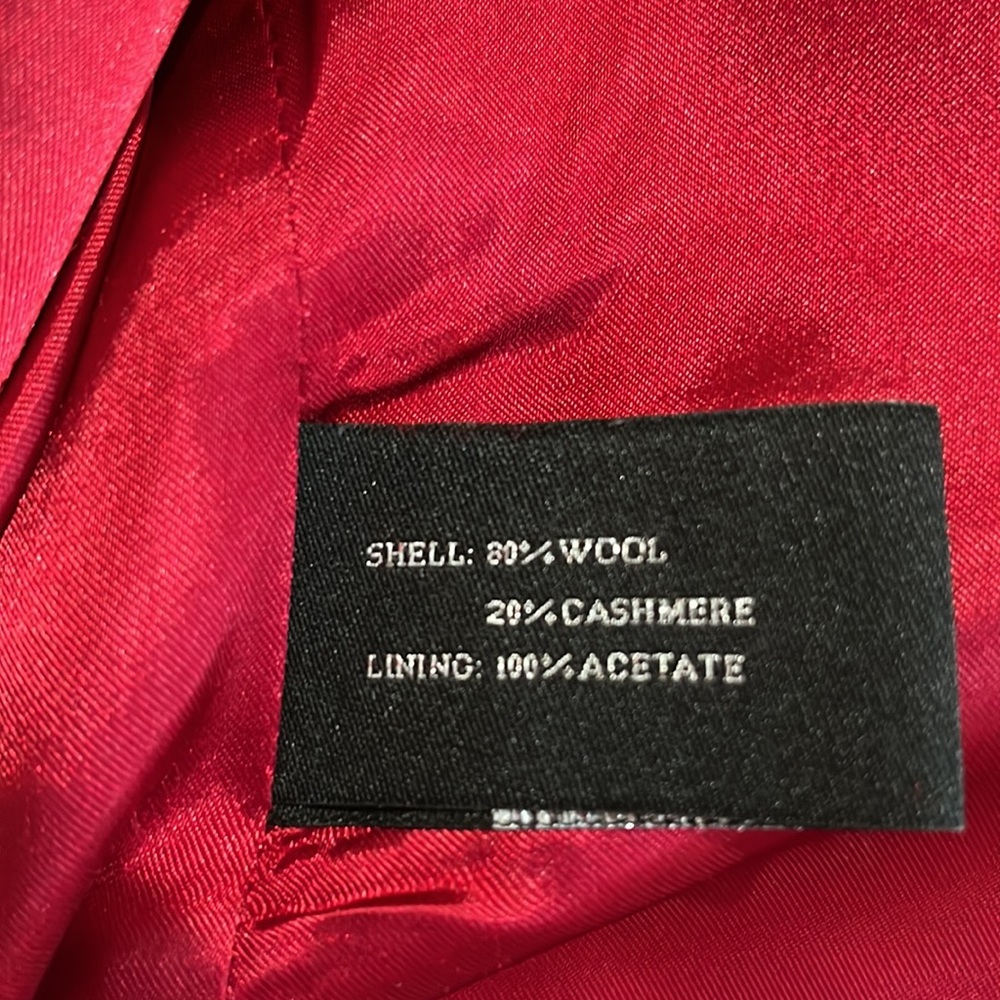 A Red Winter Coat - Picture 5 of 5